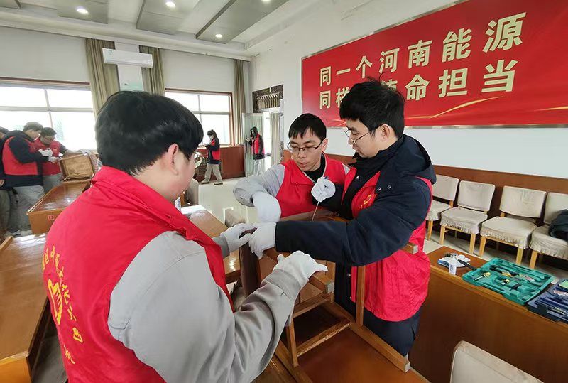 濮阳园区：开展学雷锋志愿服务活动
