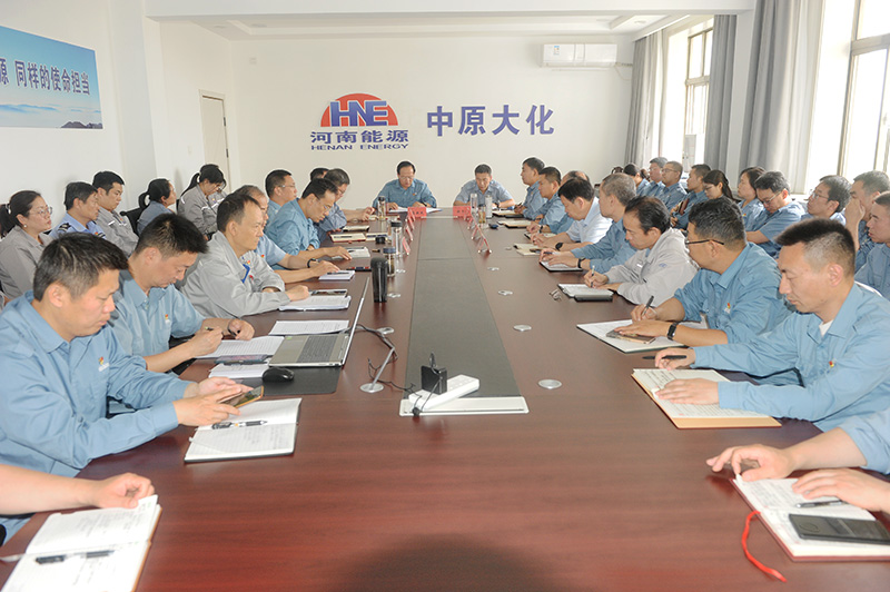 濮阳园区召中央八项规定精神学习教育警示教育会暨群众身边不正之风和腐败问题集中整治工作推进会